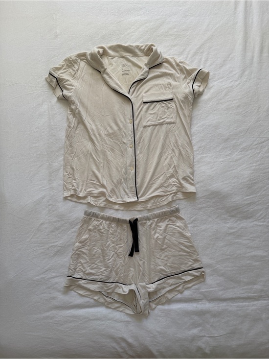 stars above Other - stars above Cream Short-Sleeve Button Pajama Set with Black Trim